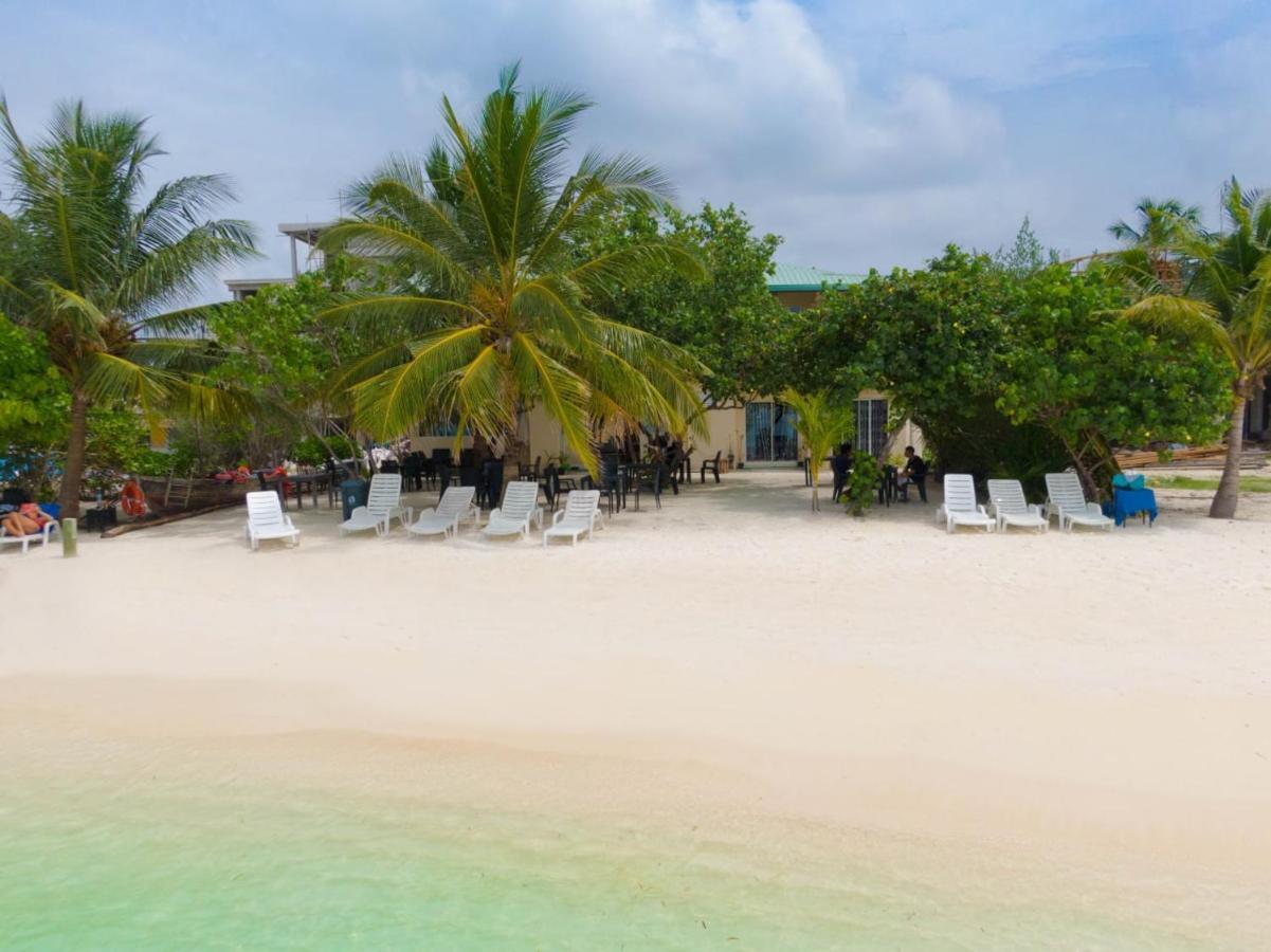 Crown Beach Hotel-Private Bikini Beach Dhiffushi Eksteriør billede