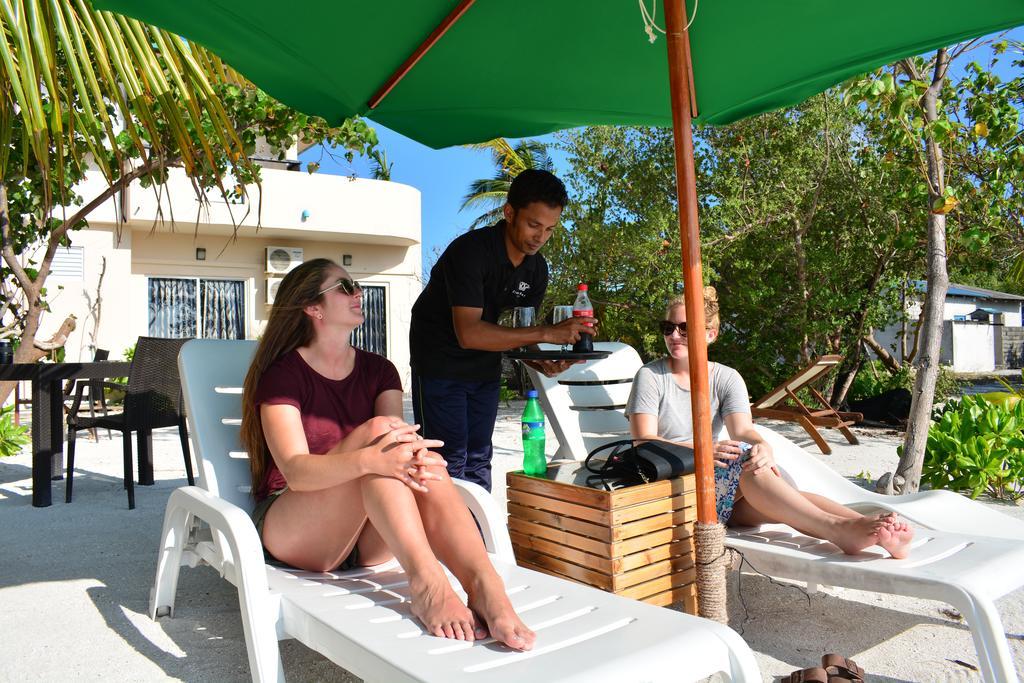 Crown Beach Hotel-Private Bikini Beach Dhiffushi Eksteriør billede