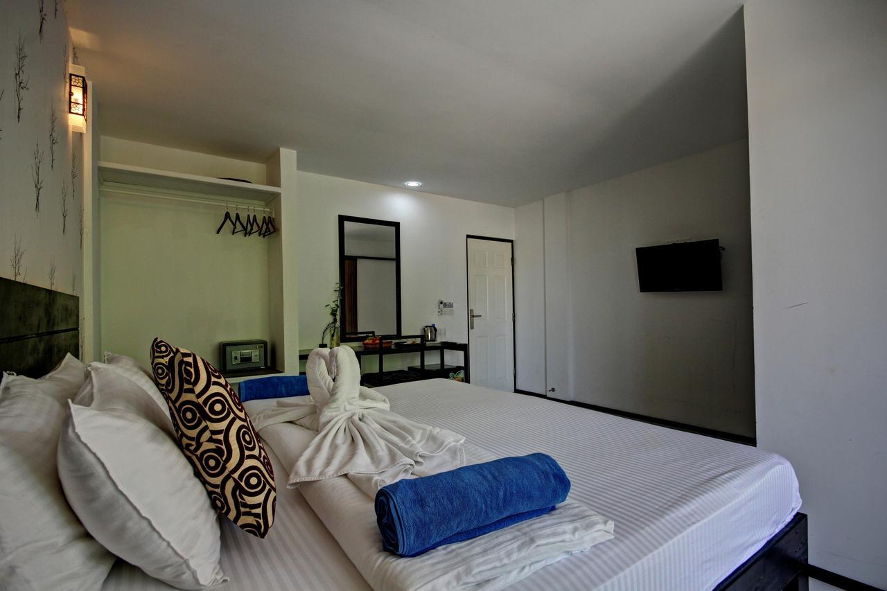 Crown Beach Hotel-Private Bikini Beach Dhiffushi Eksteriør billede